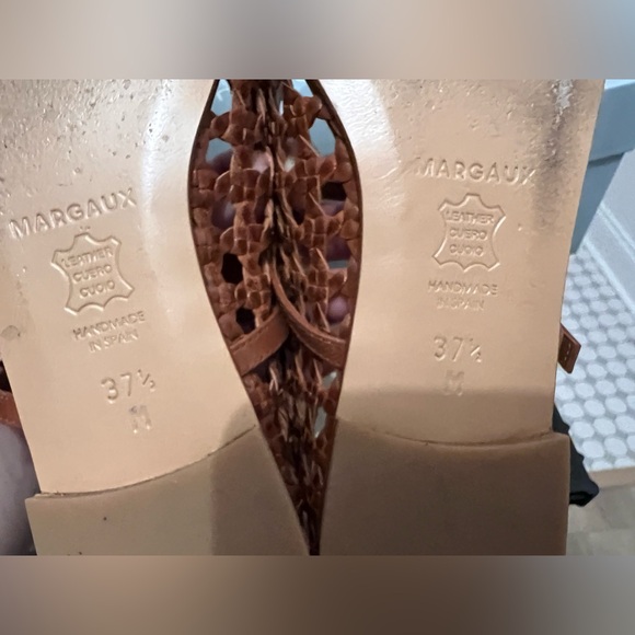 Margaux The DEMI JANE - Picture 6 of 9